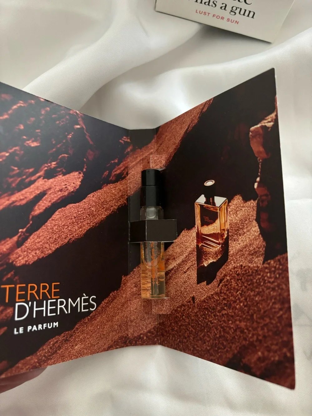Sample perfumes - Picture 2 of 9